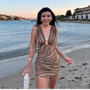 🛍️NEW BEAUTIFUL ZARA DRESS